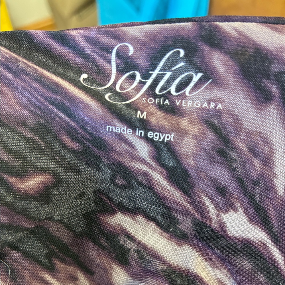 Sofia by Sofia Vergara Abstract Purple Wrap Blouse - Picture 4 of 4